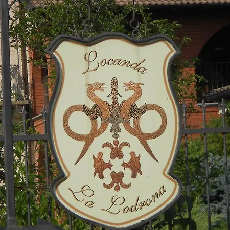 Locanda La Lodrona Country house